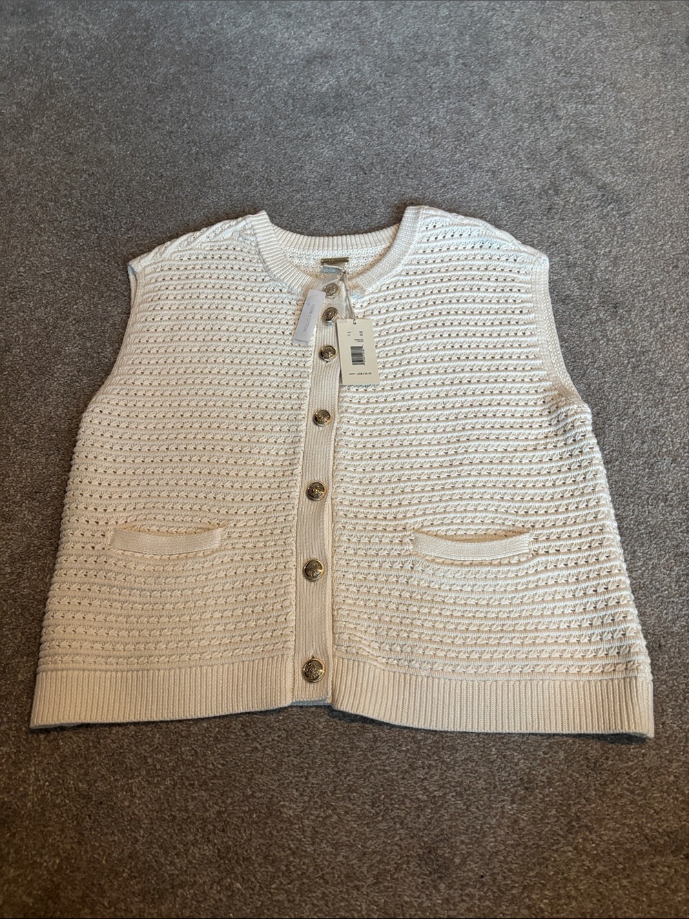 Magaschoni Cream Knit Button-Front Vest Women’s size medium